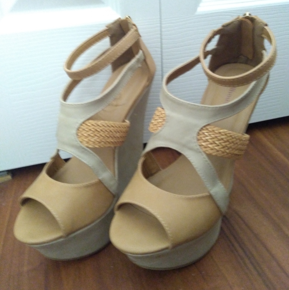 Dollhouse shoes